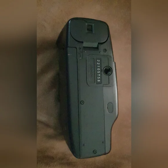 Minolta Freedom Zoom 70C 35MM ES Film Camera - Untested - Picture 4 of 4